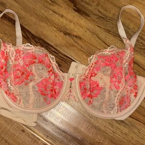 Victoria's Secret Pink and Cream Lace Bra